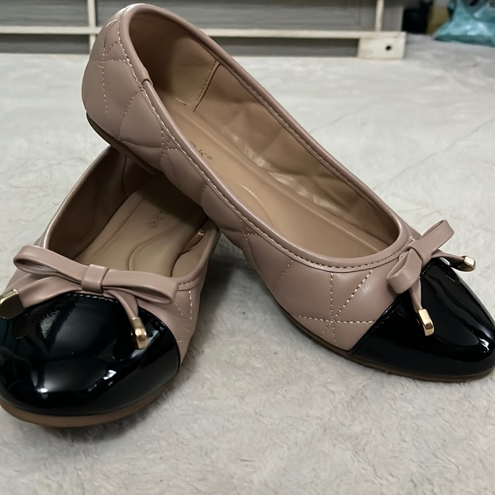 Pink flats cushioned insoles